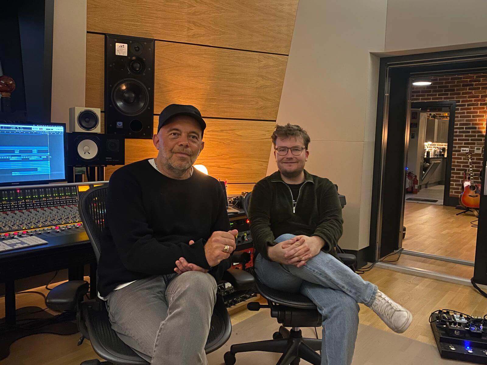 Laurie Macmahon winner of the Road to Lakefest at Ox4 Sound Studios