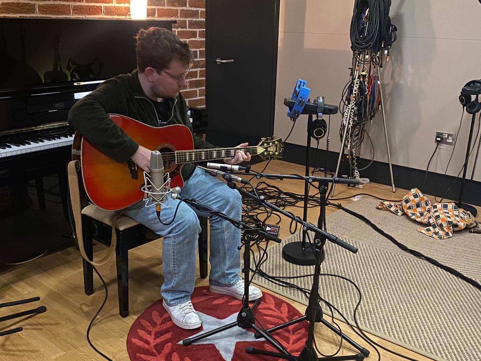 Laurie Macmahon winner of the Road to Lakefest recording at Ox4 Sound Studios